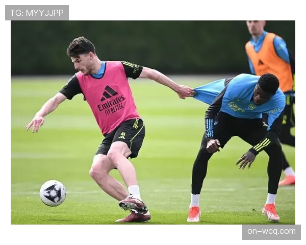 现场直击:北伦敦德比火药味十足,上半场已出现三张黄牌 现场直击:北伦敦德比火药味十足,上半场已出现三张黄牌